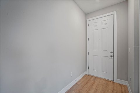 House in Palm Bay, Florida 4 bedrooms, 186.27 sq.m. № 1877336 - photo 16