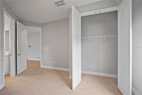 House in Palm Bay, Florida 4 bedrooms, 186.27 sq.m. № 1877336 - photo 20