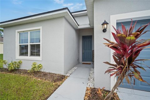 House in Palm Bay, Florida 4 bedrooms, 186.27 sq.m. № 1877336 - photo 14