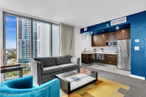 Copropriété à vendre à Sunny Isles Beach, Floride: 2 chambres, 84.36 m2 № 1942203 - photo 9