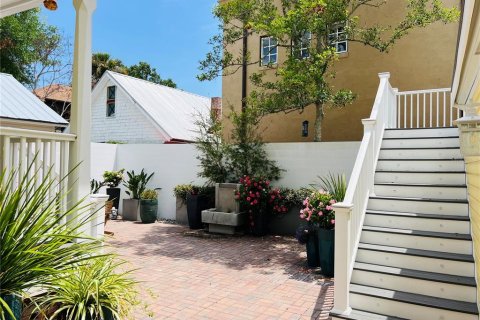 House in Saint Augustine, Florida 4 bedrooms, 246.84 sq.m. № 1757667 - photo 12