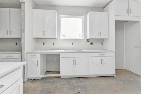Casa en venta en Port Charlotte, Florida, 4 dormitorios, 242.38 m2 № 1765323 - foto 10