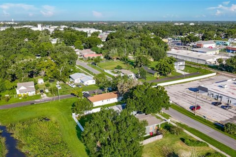 House in Plant City, Florida 2 bedrooms, 117.06 sq.m. № 1816904 - photo 24