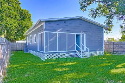 House in Plant City, Florida 2 bedrooms, 117.06 sq.m. № 1816904 - photo 20