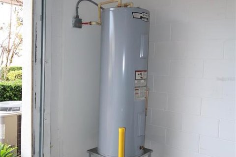 Adosado en venta en Orlando, Florida, 2 dormitorios, 149.29 m2 № 1531963 - foto 26