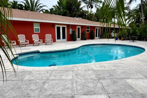 House in Homestead, Florida 4 bedrooms, 242.57 sq.m. № 2303638 - photo 21
