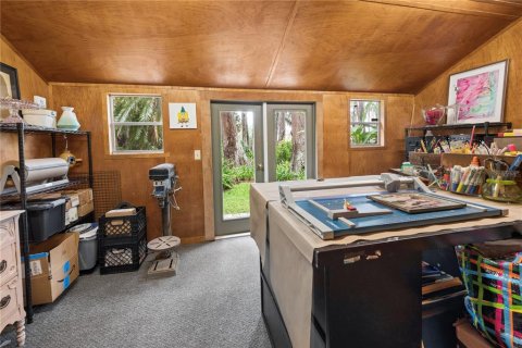 House in Melrose, Florida 3 bedrooms, 312.15 sq.m. № 2230596 - photo 13