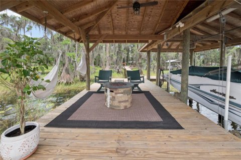 House in Melrose, Florida 3 bedrooms, 312.15 sq.m. № 2230596 - photo 24