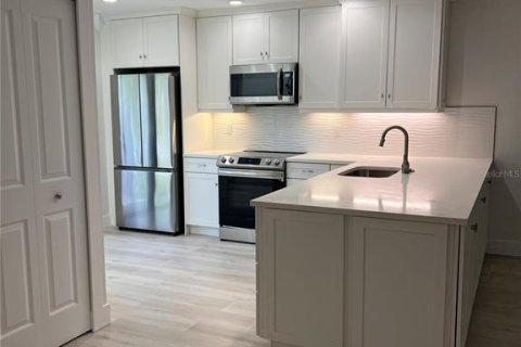 Casa en venta en Palm Harbor, Florida, 2 dormitorios, 104.05 m2 № 2198954 - foto 2