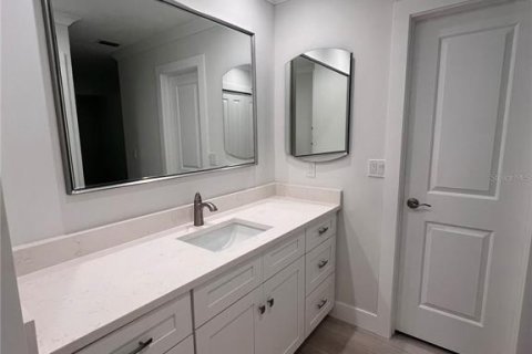 Casa en venta en Palm Harbor, Florida, 2 dormitorios, 104.05 m2 № 2198954 - foto 18