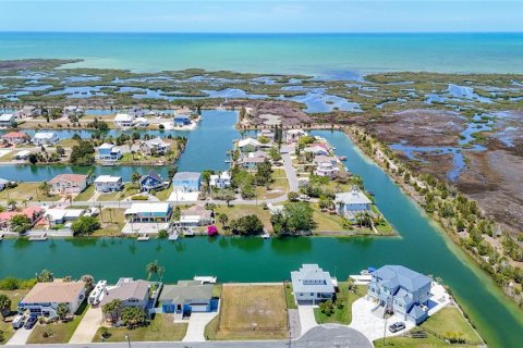 Land in Hernando Beach, Florida № 2166100