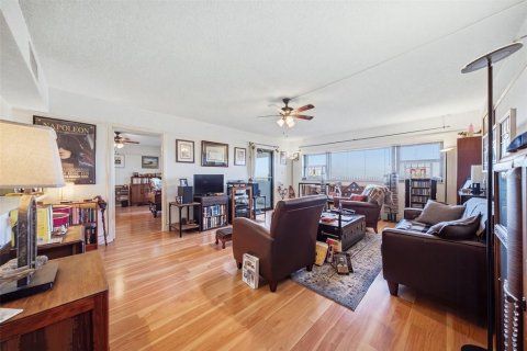 Copropriété à vendre à Tampa, Floride: 1 chambre, 83.24 m2 № 2425922 - photo 5