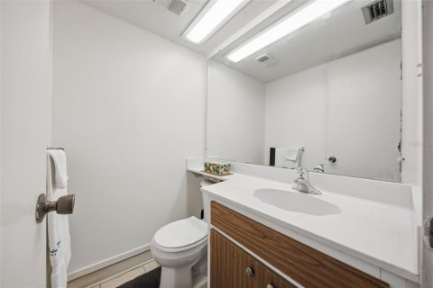 Copropriété à vendre à Tampa, Floride: 1 chambre, 83.24 m2 № 2425922 - photo 13