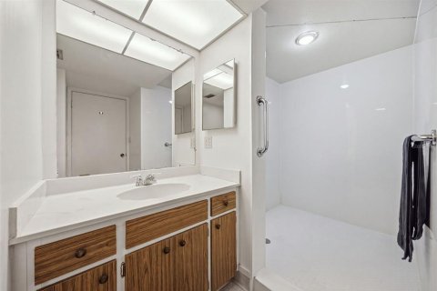 Copropriété à vendre à Tampa, Floride: 1 chambre, 83.24 m2 № 2425922 - photo 17