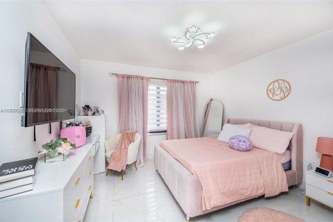 Купить виллу или дом в Майами, Флорида 4 спальни, 239.5м2, № 1995238 - фото 30