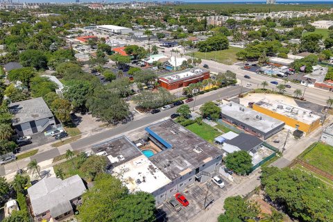 Villa ou maison à louer à Dania Beach, Floride: 2 chambres, 1149.57 m2 № 2023942 - photo 25