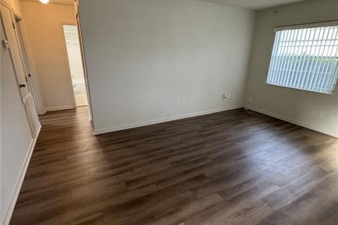 Apartamento en alquiler en Clermont, Florida, 2 dormitorios, 75.44 m2 № 1915684 - foto 13