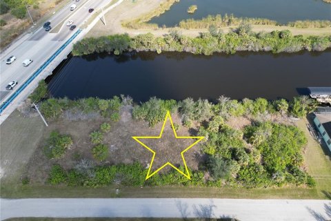 Terreno en venta en Port Charlotte, Florida № 1520902 - foto 2