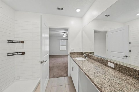 Villa ou maison à vendre à Zephyrhills, Floride: 5 chambres, 221.94 m2 № 2398850 - photo 18