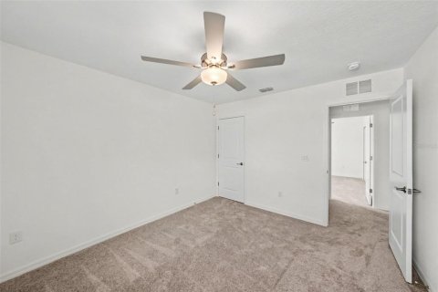 Villa ou maison à vendre à Zephyrhills, Floride: 5 chambres, 221.94 m2 № 2398850 - photo 23