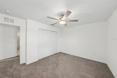Villa ou maison à vendre à Zephyrhills, Floride: 5 chambres, 221.94 m2 № 2398850 - photo 27