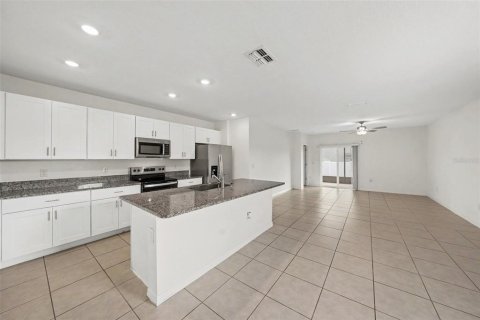 Villa ou maison à vendre à Zephyrhills, Floride: 5 chambres, 221.94 m2 № 2398850 - photo 10