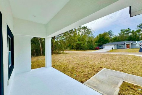 Villa ou maison à vendre à Citrus Springs, Floride: 3 chambres, 142.05 m2 № 1723619 - photo 5