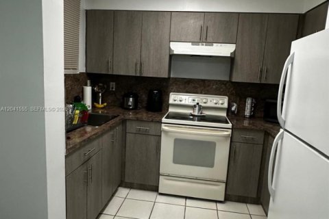 Condo à Miami, Floride, 1 chambre  № 2266040