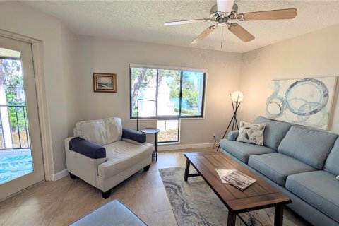 Condo in Tierra Verde, Florida, 1 bedroom  № 2148906 - photo 13