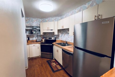Condo in Tierra Verde, Florida, 1 bedroom  № 2148906 - photo 27