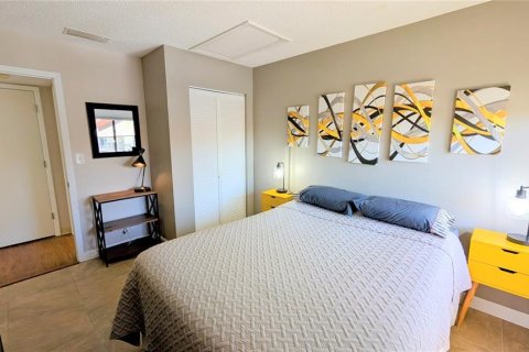 Condo in Tierra Verde, Florida, 1 bedroom  № 2148906 - photo 29