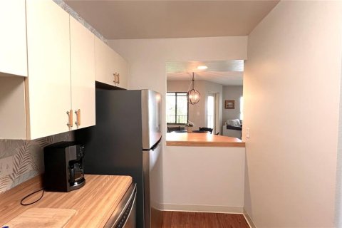Condo in Tierra Verde, Florida, 1 bedroom  № 2148906 - photo 28