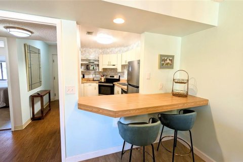 Condo in Tierra Verde, Florida, 1 bedroom  № 2148906 - photo 24