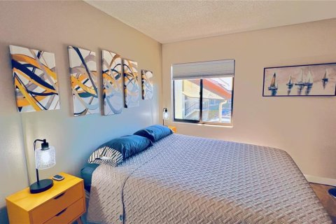 Condo in Tierra Verde, Florida, 1 bedroom  № 2148906 - photo 30