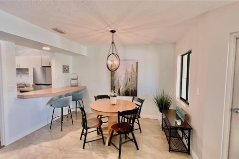 Condo in Tierra Verde, Florida, 1 bedroom  № 2148906 - photo 20