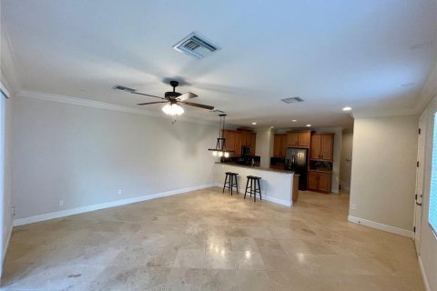 Townhouse in Oviedo, Florida 3 bedrooms, 162.86 sq.m. № 1915937 - photo 13