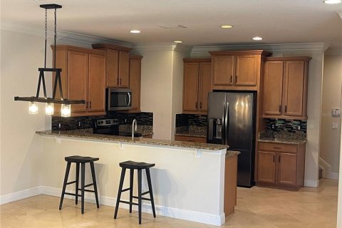Townhouse in Oviedo, Florida 3 bedrooms, 162.86 sq.m. № 1915937 - photo 14