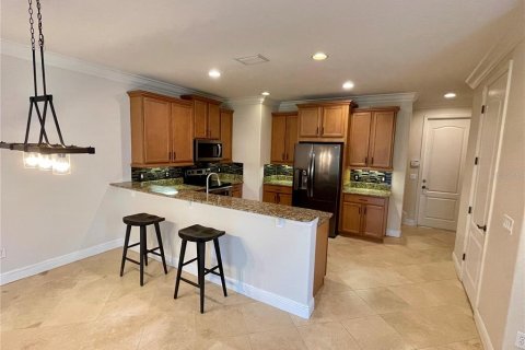 Townhouse in Oviedo, Florida 3 bedrooms, 162.86 sq.m. № 1915937 - photo 3