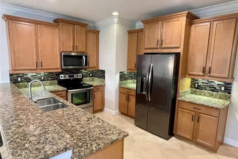 Townhouse in Oviedo, Florida 3 bedrooms, 162.86 sq.m. № 1915937 - photo 17