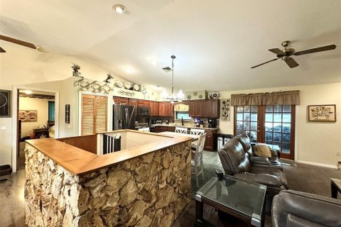 House in Clermont, Florida 3 bedrooms, 327.76 sq.m. № 2230573 - photo 19