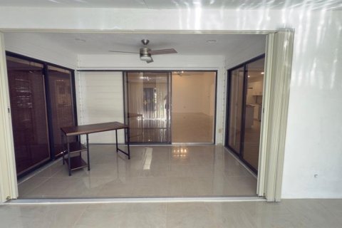 Casa en alquiler en Sarasota, Florida, 2 dormitorios, 135.27 m2 № 1848442 - foto 15