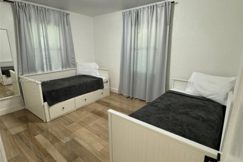 House in Fort Lauderdale, Florida 2 bedrooms, 85.84 sq.m. № 2068648 - photo 28