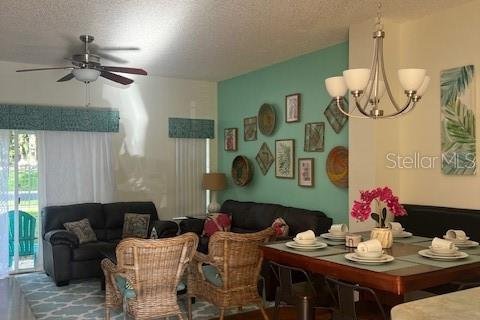 Adosado en venta en Kissimmee, Florida, 3 dormitorios, 119.94 m2 № 1915828 - foto 2