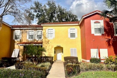 Adosado en venta en Kissimmee, Florida, 3 dormitorios, 119.94 m2 № 1915828 - foto 1