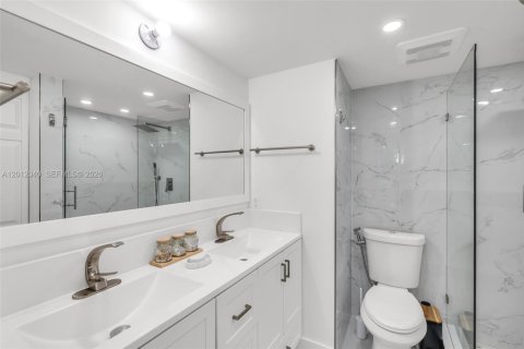 Condominio en alquiler en Deerfield Beach, Florida, 2 dormitorios, 79.9 m2 № 2075748 - foto 18