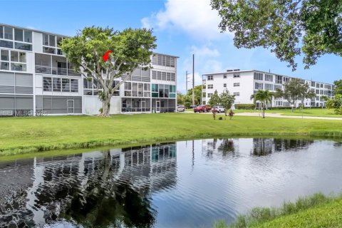 Condominio en alquiler en Deerfield Beach, Florida, 2 dormitorios, 79.9 m2 № 2075748 - foto 30