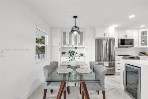 Condominio en alquiler en Deerfield Beach, Florida, 2 dormitorios, 79.9 m2 № 2075748 - foto 4
