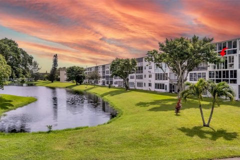 Condominio en alquiler en Deerfield Beach, Florida, 2 dormitorios, 79.9 m2 № 2075748 - foto 27
