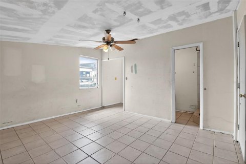 House in North Port, Florida 3 bedrooms, 105.44 sq.m. № 1904645 - photo 24