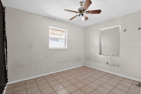 House in North Port, Florida 3 bedrooms, 105.44 sq.m. № 1904645 - photo 19